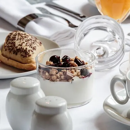 Hotel Dear Valmor Palace 4*